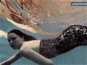 showcasing bright boobs underwater makes everyone ultra-kinky