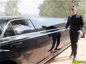 Jessa Rhodes banged in the limo